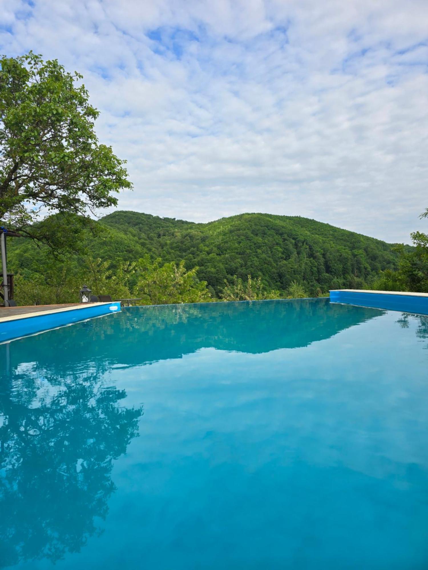 Sunrise Glamping Retreat Hotel Galesu Exterior photo